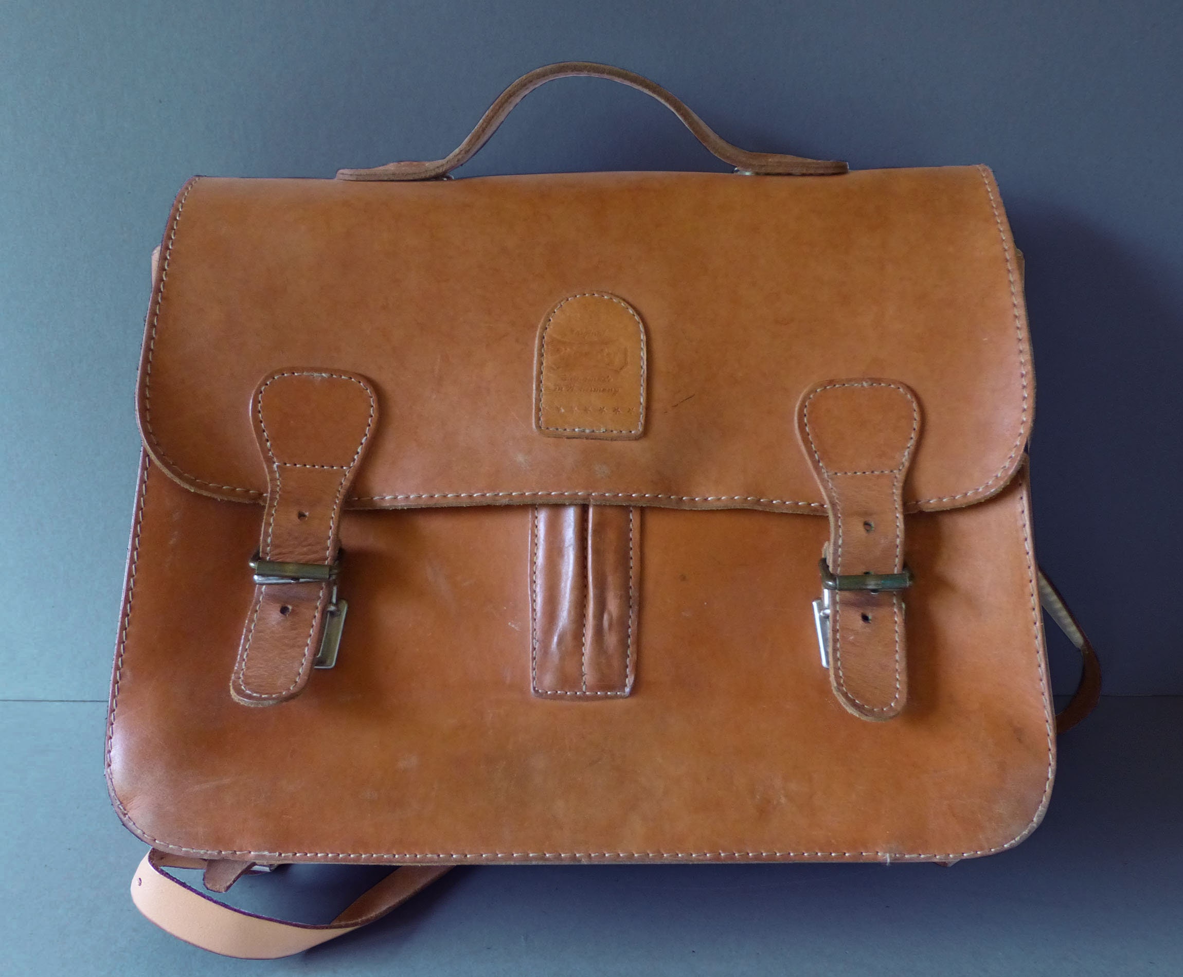 Genuine Leather Vintage Handmade Backpack - Schoolbag with a beautiful honeypatina 1970s