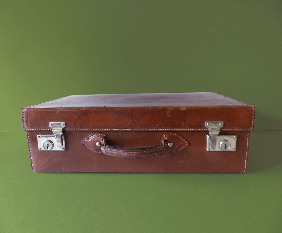 ANCIENNE PETITE VALISE Cuir EUR 15,00 - FR