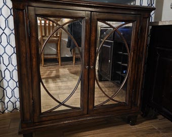 Buffet lateral de Ethan Allen Brandt