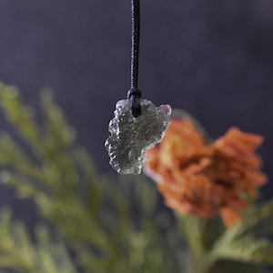 Moldavite Pendant , Tektite Green meteorite necklace Moldavite Bead Necklace Moldavite Bead pendant