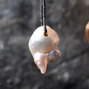 Baroque Freshwater Pearl Natural Pendant, Irregular Baroque Pendant Drop, Natural  Baroque Pearls Bead  with cord