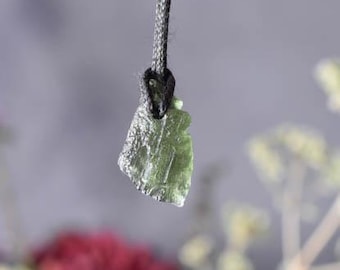 Moldavite Pendant , Tektite Green meteorite necklace Moldavite Bead Necklace Moldavite Bead pendant