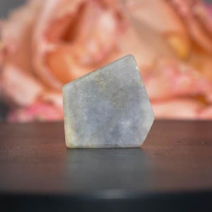 Burmese Jade Jadeite Burma Myanmar 100% Natural preform Rough Jade Cabbing material