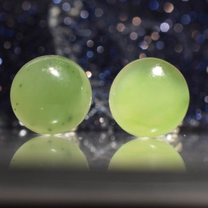 Jade Sterling Silver post Earrings with Jade cabochon, 8 mm , Jade stud earrings Lightweight