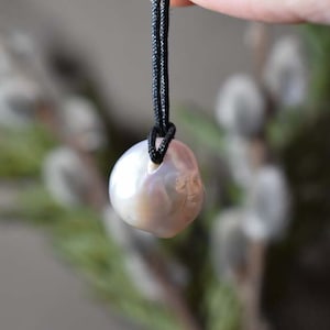 Baroque Freshwater Pearl Natural Pendant, Irregular Baroque Pendant Drop, Natural  Baroque Pearls Bead  with cord