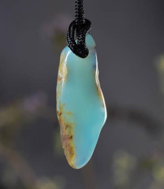 Pendentif Opale Des Andes - Pierre Roulée Rose Sur Collier (France Minéraux), Neuf Avec étiquettes