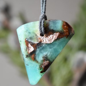 Chrysoprase Natural Hand cut polished stone green Agate Healing Metaphysical Pendant Chrysoprase Pendant Bead Australia