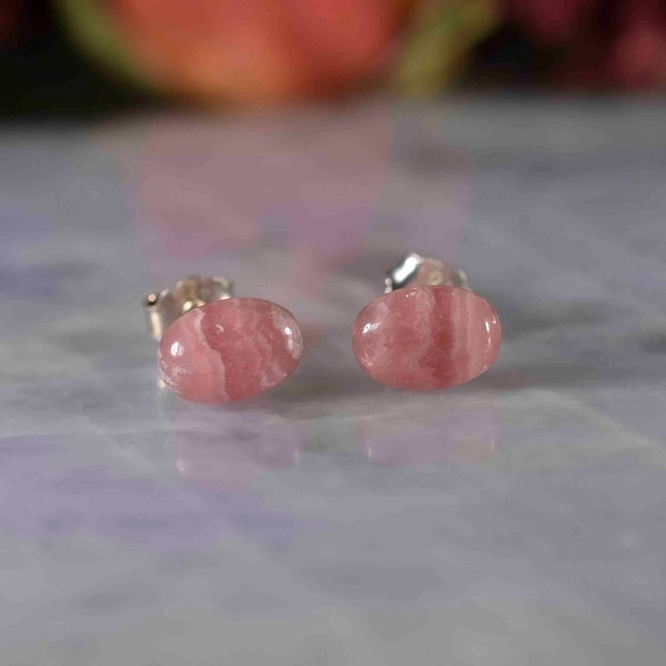 Orecchini a perno con gemma di rodocrosite naturale – Orecchini ovali con cristallo rosa