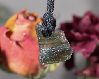 Moldavite Pendant , Tektite Green meteorite necklace Moldavite Bead Necklace Moldavite Bead pendant