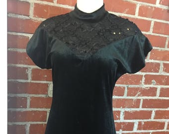 Retro Mainframe Velvet Short Sleeve Dress Knee Length - Juniors size 11 - Black