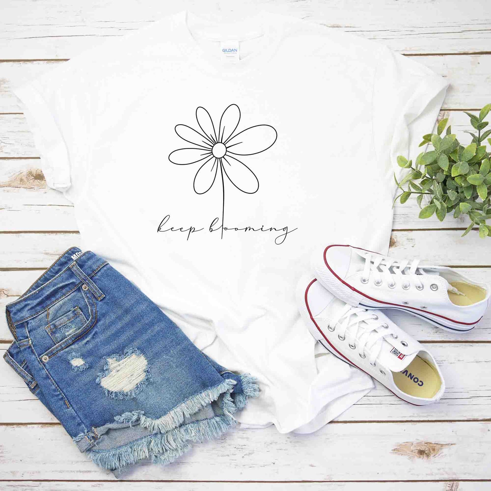Keep Blooming Flower Dainty SVG Positivity Daisy Trendy - Etsy