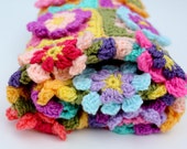 Crochet flower blanket, baby girl blanket, car seat blanket, travel blanket, lap blanket, pram blanket, granny square blanket, MADE TO ORDER