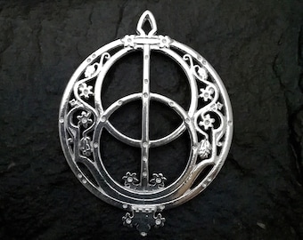 Handmade Chalice well  vesica picsis pendant Glastonbury.Avalon Mythology.Sterling silver925 .Brass. Symbolic jewellery.Ethnic.Pagan