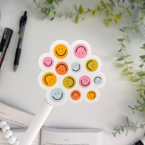 Pegatinas de caritas sonrientes / Adhesivos decorativos bonitos, divertidos y modernos para Kindles, portátiles y botellas de agua. Regalos para ella. imagen 1