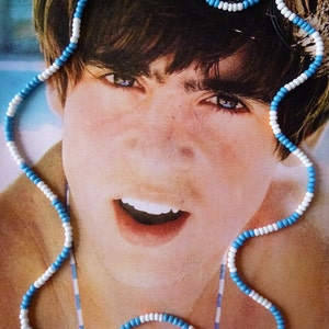 Davy Jones / the Monkees &quot;Dreamy&quot; 1967 Love Bead Necklace Authentic Replica