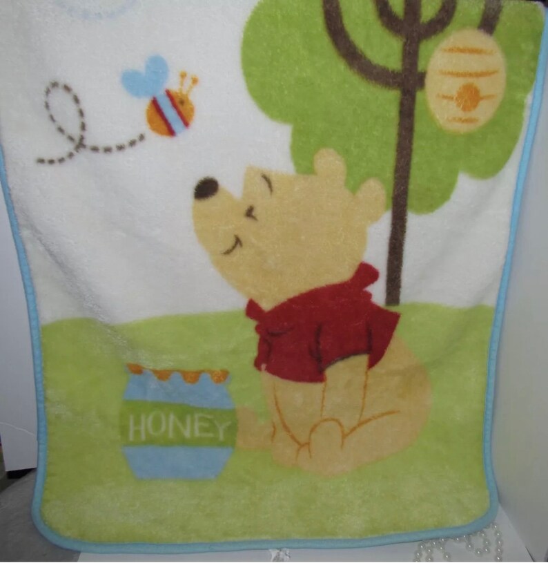 Disney Baby Winnie the Pooh Honey Fleece Blanket