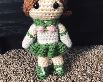 Muñeca de ganchillo inspirada en Sailor Jupiter