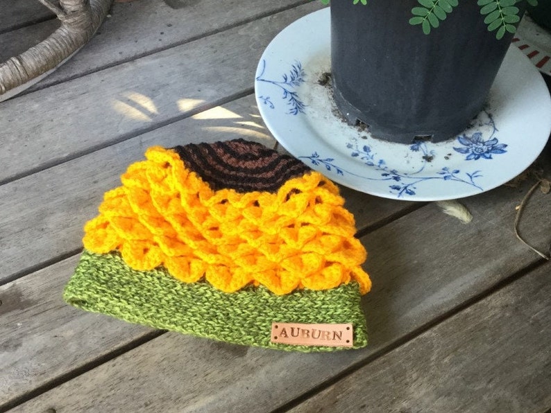 My Very Own Sunflower Crochet Hat Pattern image 2