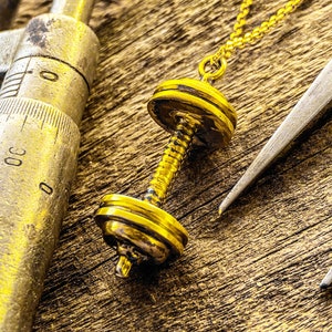 Barbell Pendant Weightlifting Necklace Dumbbell Pendant Necklace Weight Plate Pendant Necklace Gym Necklace Pendant Bodybuilding Necklace