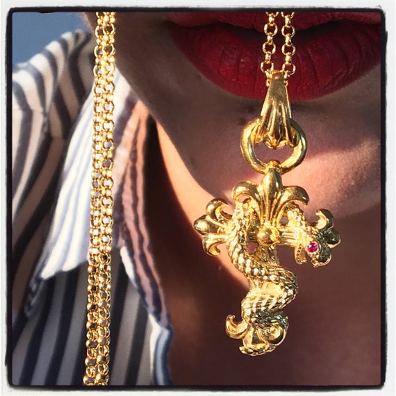 Schlange Halskette Schlange Anhänger Schlange Halskette Schlange Schlange Anhänger Kreuz Anhänger Kreuz Halskette Kruzifix Anhänger Kruzifix Halskette