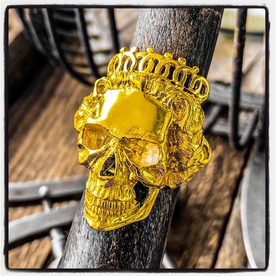 Queen Skull Ring Female Skull Ring Luxury Skull Ring Handmade Skull Ring Designer Skull Ring Luxury Jewelry Handmade Jewelry Gold Skull Ring