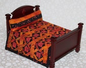 Moho - naranja - negro Batik miniatura edredón con almohadas, 1:12 escala