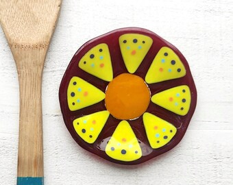 Yellow Sunflower Glass Spoon Rest, Fused Glass Dish, Jewelry Trinket Dish, Small Flower Dish, Colorful Hippy Flower