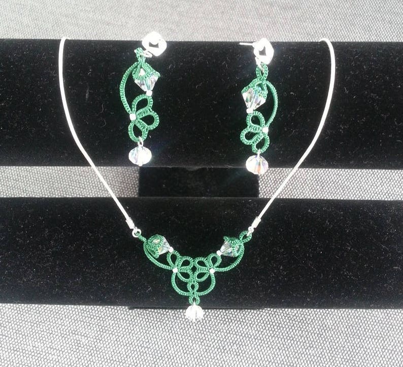 Set ketting en BO lace tatting, verfraaid met Swarovski kristallen afbeelding 4