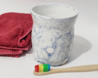 Toothbrush Holder, Bathroom Organizer, Ceramic Bathroom Caddy, Pencil Holder, Handmade Blue and White Pottery, Blue Bubbles