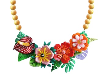 Tropical flowers necklace