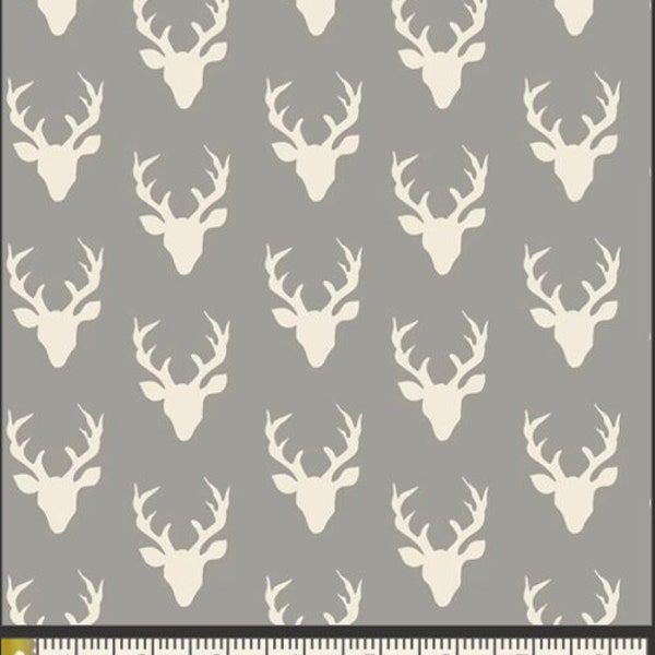 Tiny Buck Forest Mist Stoff, Hello Bear Kollektion, von Bonnie Christine für Art Gallery Fabrics, HBR-4440 Deer Head