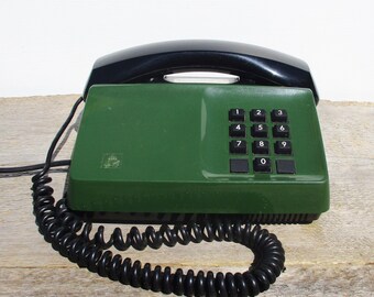 Retro Telephone, Desk Telephone, Vintage Button Phone, Green Desk Phone, 1980s Swedish Retro Home Decor, Mid Century Mod Office Prop