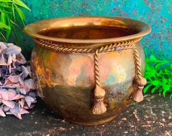 Brass Plant Pot, Golden Metal Flower Pot Holder, Hammered Copper Planter, Tassels, Indoor Plant Holder, Plant Lady Gift, Vintage Home Decor