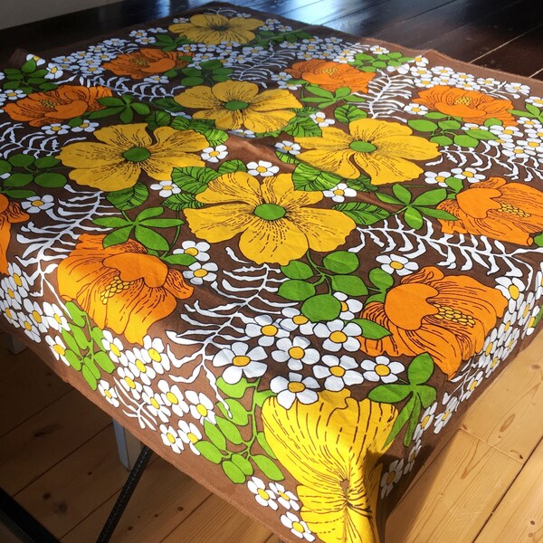 Retro Tablecloth, Scandinavian Table Linens, Bold Large Flowers, Vintage 1970s Home Decor, Square Kitch Table Cover, Finlayson 34x35"