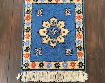 Shag Rug, Rya Rug, Blue Wool Latch Hook Rug, Vintage Scandinavian Tapestry, Handmade Ryiju, Wall Hanging, Blue Home Decor 18x25in