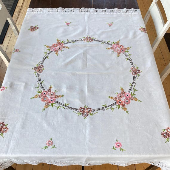 ヴィンテージ刺繍入りリネンテーブルクロス、手作りのピンクの花柄刺繍