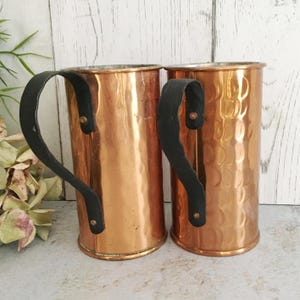 Copper Mugs Pair, Vintage Forged Metal Handle, Brass Metal Cups, Antique Vase, Rustic Barware, Bar Decor, Farmhouse Kitchen, Scandinavia
