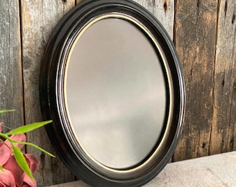 Vintage Black Oval Picture Frame, Scandinavian Plastic Photo Frame, Non Reflective Matte Glass, 6"x8"