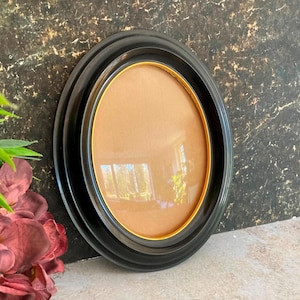 Vintage Oval Convex Glass Picture Frame from Scandinavia, Black Plastic, Domed Bubble Glass 7.5"x6"