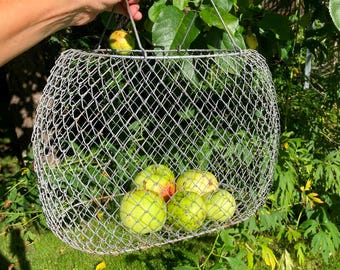 Vintage Collapsible Wire Basket with Handles, 1970s Soviet Retro Folding Metal Mesh Picnic or Shopping Bag