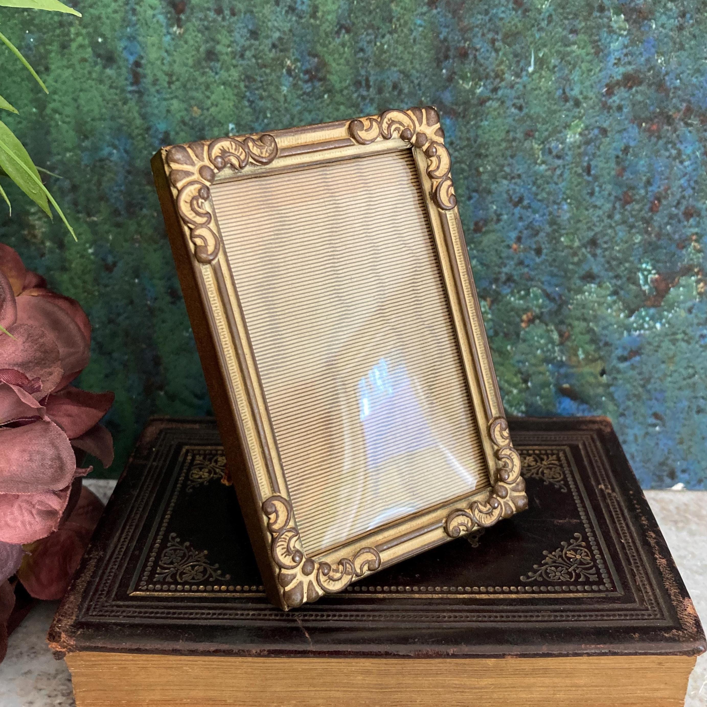 ヨーロッパ輸入雑貨♡アールヌーヴォーな銀色フォトフレーム♡ガラス入り♪ ヨーロッパ輸入雑貨♡アールヌーヴォーな銀色フォトフレーム♡ガラス