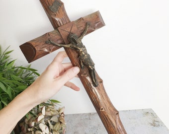 十字架像 大きな聖十字架 イエス像 INRI 木製 手彫り彫刻 サンタクルス