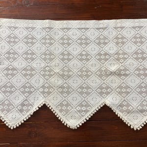 Lace Valance, Cafe Curtain w Fringe, Natural White Cotton, Vintage Triangular Kitchen Window Lace, Victorian Bohemian Curtain 58x234cm