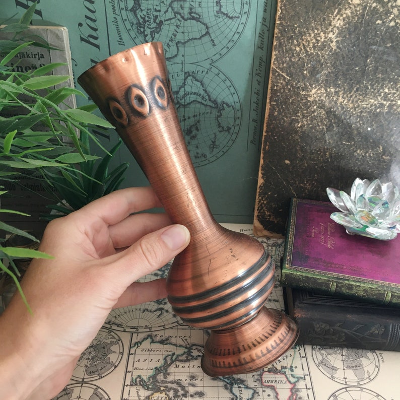 German Repousse Copper Mid Century Mod Home Decor Art Deco Vintage Copper Vase Embossed Brass Vase Small Bud Vase Echt Handarbeit