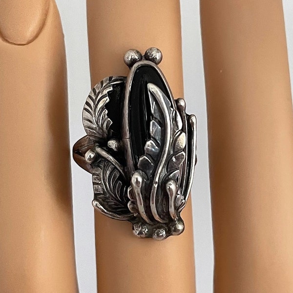 NAKAI Sterling 925 ONYX Squash Blossom Ring - Navajo - Estate Vintage