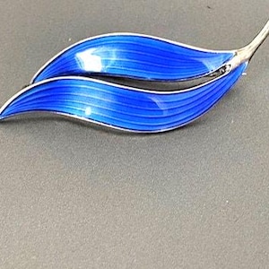 NORWAY STERLING 925S Blue Enamel Leaf Pin Brooch - Scandinavian Brooch - Estate Vintage