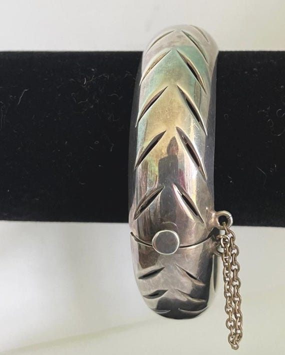 Sterling Silver 925 Carved Solid Hinged Cuff Brac… - image 13