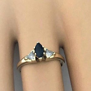 Gold 14K SAPPHIRE Marquis Shape DIAMOND Baguettes Ring - 14K Yellow Gold - Estate Vintage