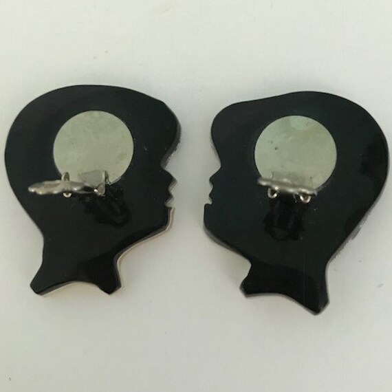 LEA STEIN Lady in Hat MOP Clip Earrings - Deco Fl… - image 3