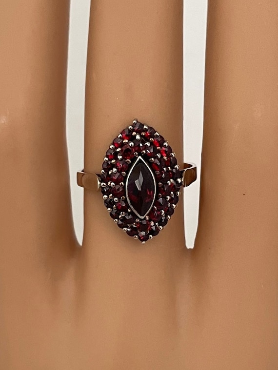 BOHEMIAN GARNET 10K Gold Ring  - Antique Victorian